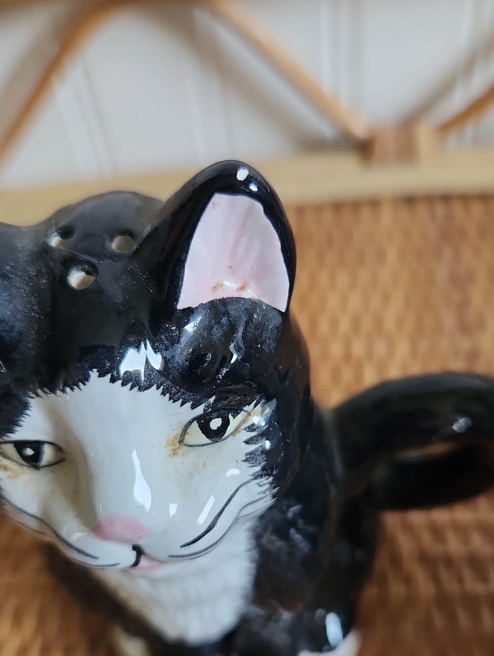 Vintage Tuxedo Cat Salt & Pepper Shakers - Picture 4 of 4